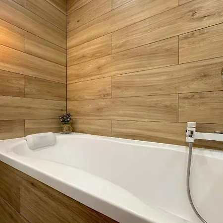 Apartamento Postcard Scenic Escape 10 Minutes To Old Town And Seaside *